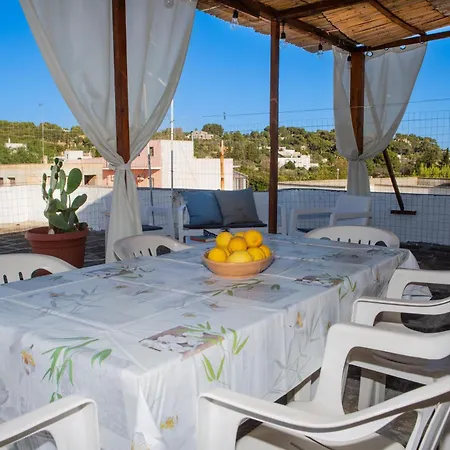 Oltremare Casa Per Vacanze Con Terrazzo E 3 Con 6 Pl * Casarano